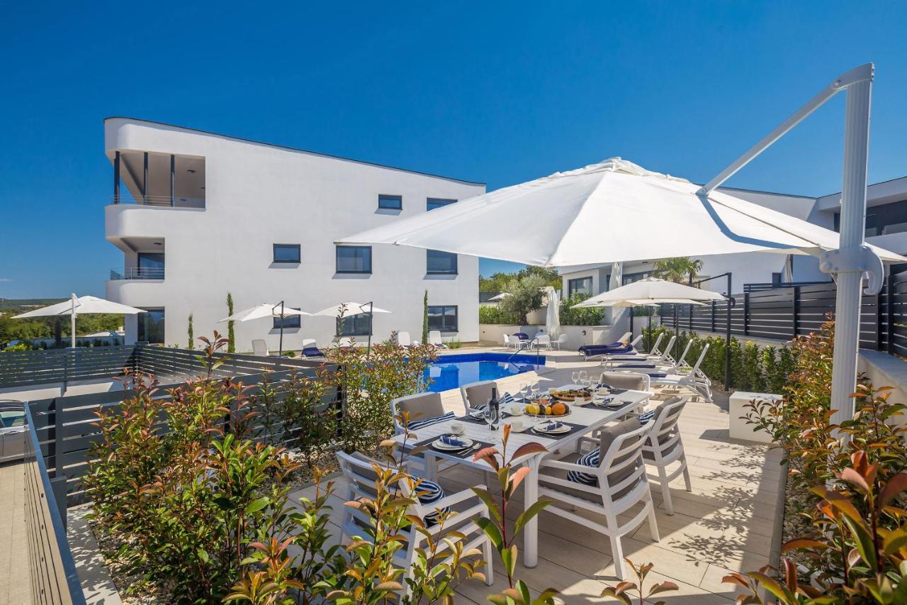 Villa Poseidon Rova By El-Pi Tours Malinska Exterior foto
